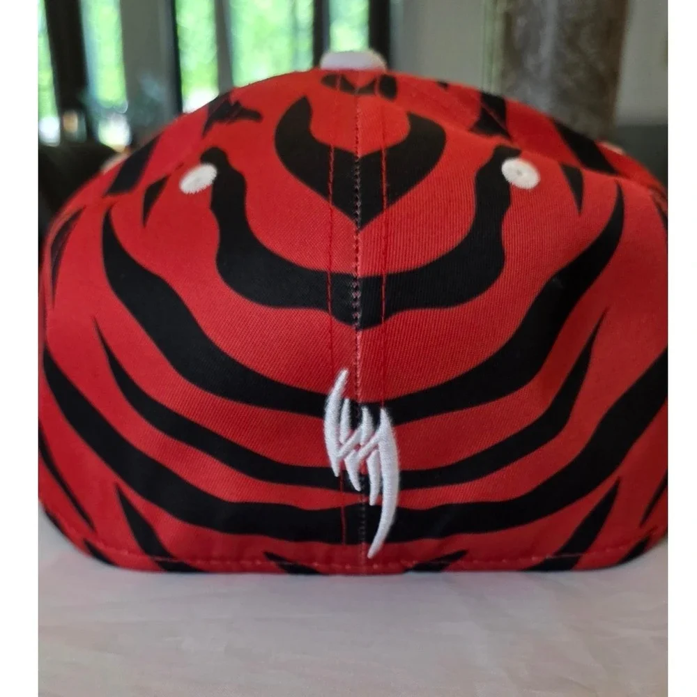 Headgear Classics Tekken Hat Mens 7 1/8 Red Black New Zebra Tiger Print